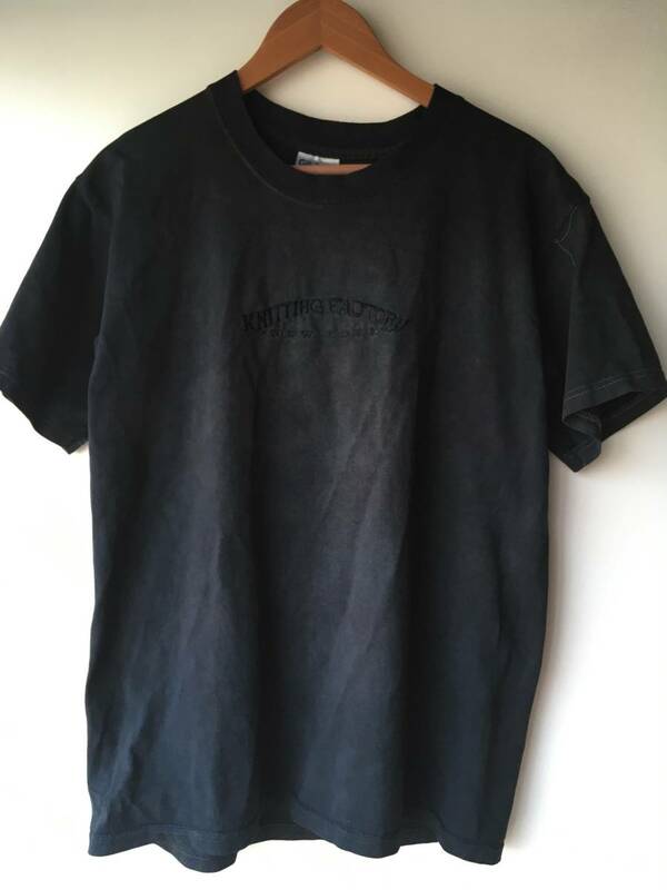 90s Vintage KNITTING FACTORY Official T-shirt M cotton100% ロゴ刺繍 GILDAN SUPERWEIGHT / Knitting Factory "TriBeCa"