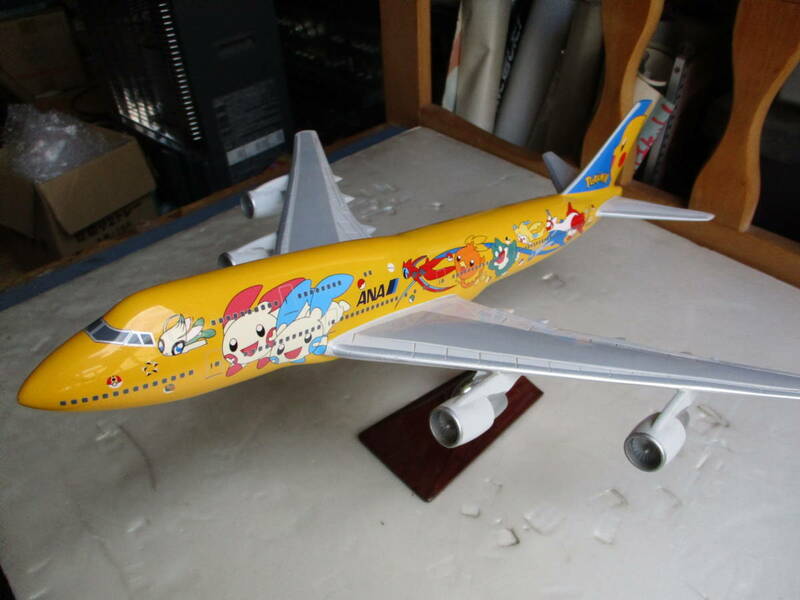 飛行機模型　ANA　スパージャンボ　Pokemonモデル　B-747