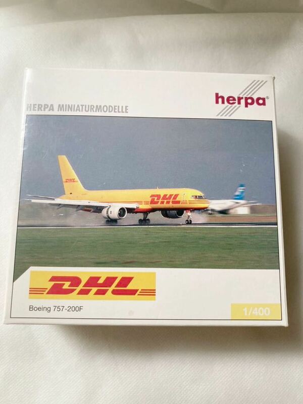 ★★　ヘルパ　 herpa 1/400 【DHL】 ディエイチエル　Boing 757-200F　★★