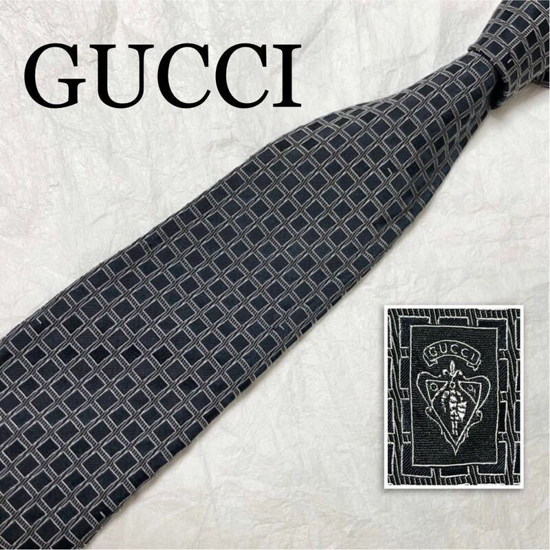 GUCCI グッチ　ネクタイ　スクエア　Gマーク　総柄　シルク100% イタリア製　ブラック　ビジネス