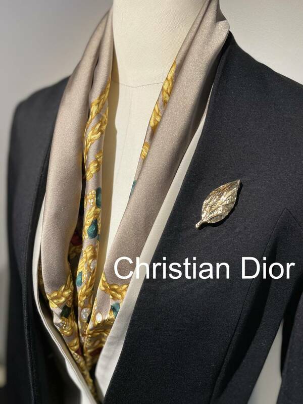 【美品】Christian Dior クリスチャン ディオール DIOR リーフモチーフ ゴールド ブローチ アクセサリー ヴィンテージ ジャケット コート