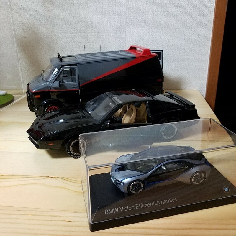 1/18 HOTWHEELS ELITE/A TEAM/スカイネットKNIGHT RIDER K.I.T.T(ナイトライダー　キット)/純正1/43　BMW Vision EfficientDynamics i8　　