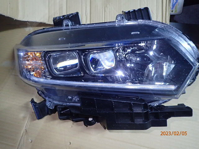 S660 JW5 LED ヘッドライト ランプ コンピューター 右 STANLEY W2301