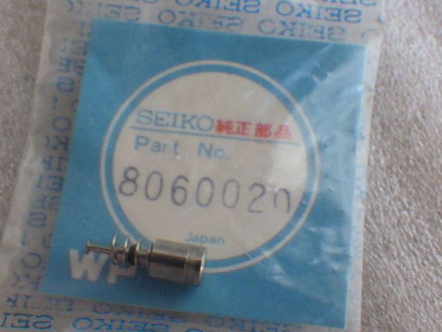 未使用　セイコー　クロノブラフ　プッシャー　スプリング　プッシュボタン　8060020　純正パーツ　デッドストック　ｗ080515