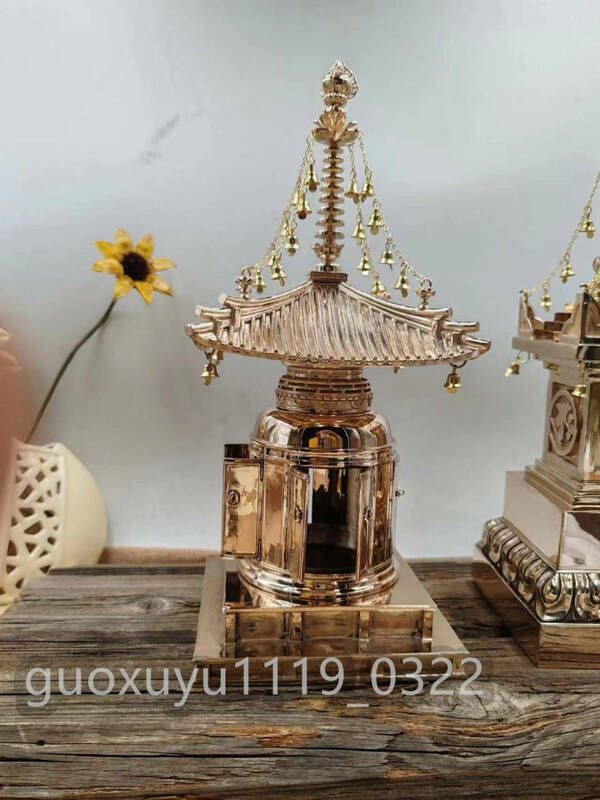 供塔 宝篋印塔 舎利塔 密教法具 仏具 真鍮製 高さ29cm