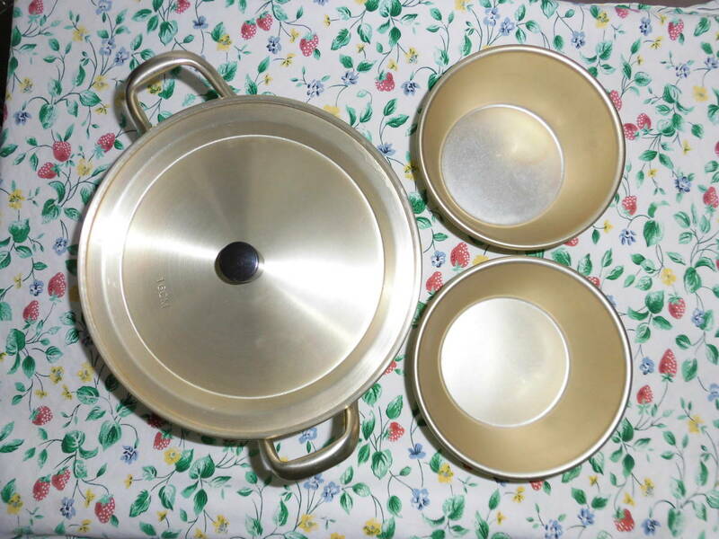 ラーメン鍋（アルミ）1６センチメートル　＋　マッコリ杯２セット　韓国で購入品