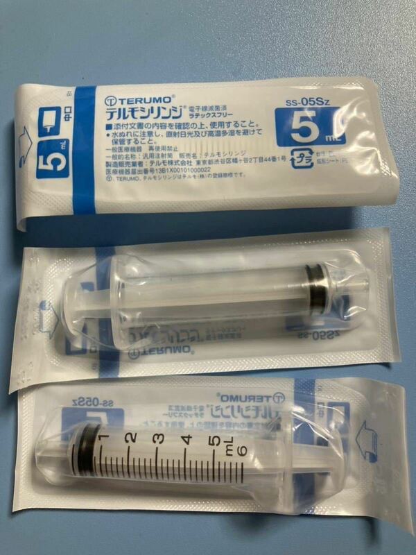 ☆　5ml テルモシリンジ 3本　医療用　滅菌済み　注射器 シリンジ 針なし　給餌　介護　DIY ペット　インク　補充　交換　工作