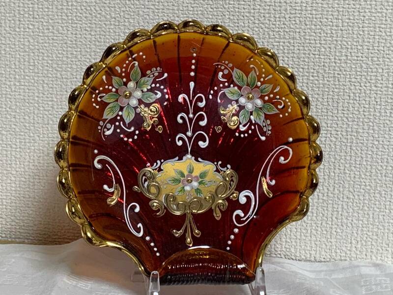 ヴェネチアンガラス 金彩 貝殻型の綺麗な飾り皿 小物入れ