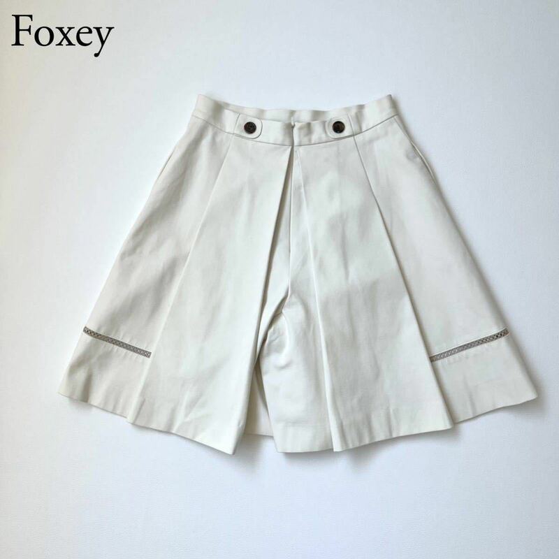 FOXEY NEW YORK Collection フォクシーニューヨーク コレクション キュロット ハーフパンツ　タックフレアパンツ ストレッチ レディース