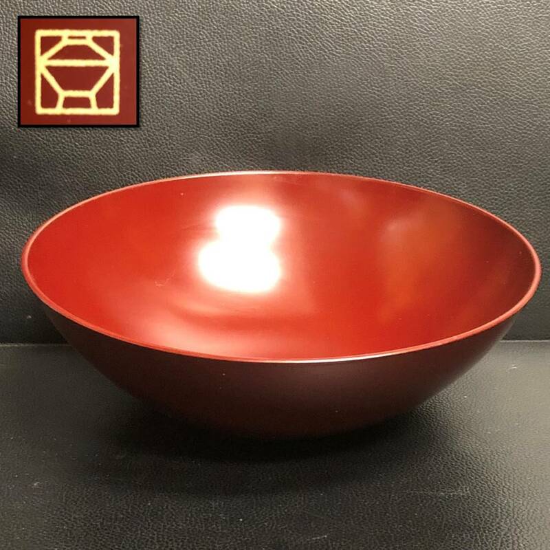 《食器》 漆器調「大サイズのボウル(鉢)：お椀のマーク 朱赤色」 直径：約21.8cm・高さ：約7.3cm 和食器：1点