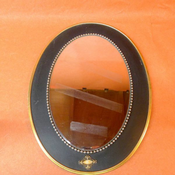 h371 ウォールミラー 壁掛け鏡 テープあとのくもりあり サイズ:幅約29.5cm 高さ約39cm 奥行約1.5cm/100