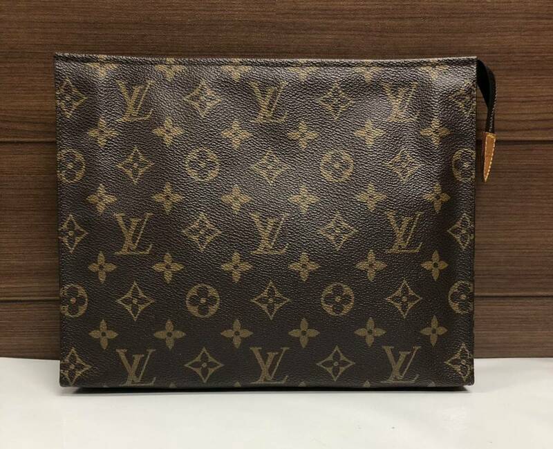 美品 ルイヴィトン ♪ モノグラム ポッシュ トワレ 26 ポーチ セカンドバッグ クラッチバッグ LOUIS VUITTON ルイ・ヴィトン バッグ