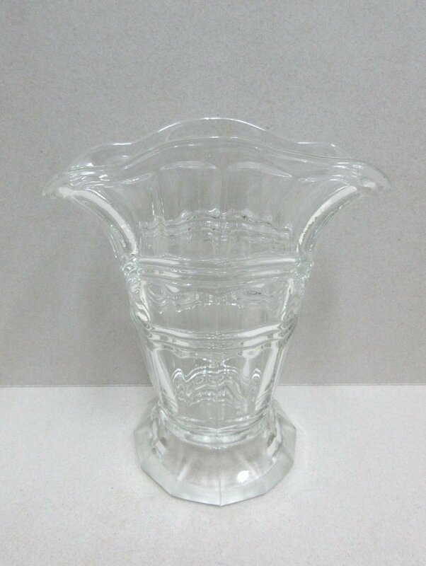 アンティーク ガラス 花瓶 フラワーベース ヴィンテージ 英国 ヨーロッパ 花器 小物 インテリア 中古/USED