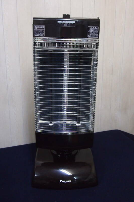 中古品☆ＤＡＩＫＩＮ☆ダイキン☆セラムヒート☆遠赤外線暖房機☆２０１３年製☆ＥＲＦＴ１１ＰＳ☆ダークブラウン☆１１２Ｓ４－９７１３