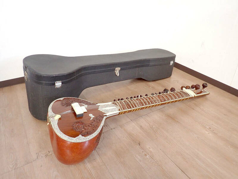 中古 シタール インド 弦楽器 民族楽器 ハードケース付き 約125cm 埼玉県 戸田市