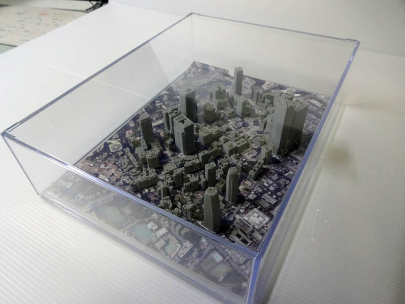 東京　虎ノ門周辺　国土交通省の整備した３D都市データを活用した都市模型　組立済　　スケール1/4000　(透明ケース付)　