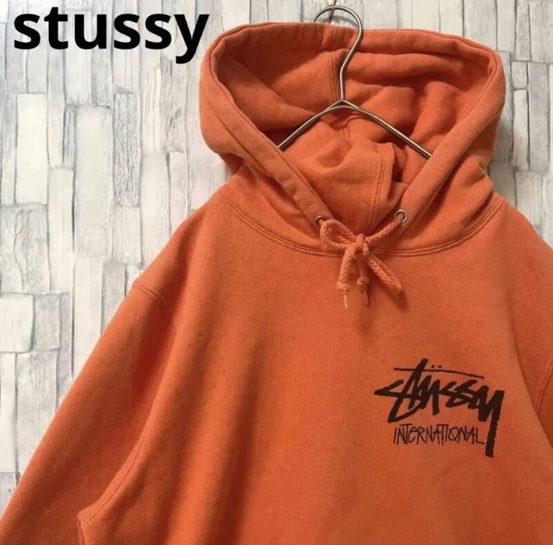 stussy ステューシー 長袖 パーカー スウェット プルオーバー デカロゴ サイズS オレンジ フーディ 裏起毛 送料無料