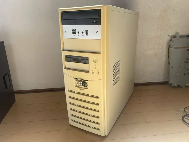 【パソコン】GA-7VM400AM / AMD Duron 【中古】