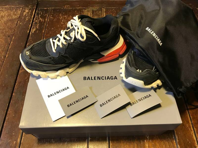 【サイズ43、新品、付属品完備】Balenciaga track3 trainer/バレンシアガ トラック3 トレーナー/サイズ43/28.5cm