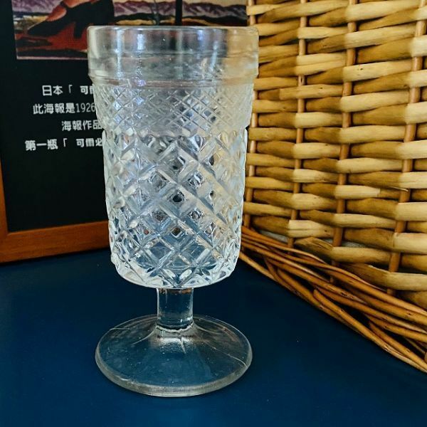 ◆台湾◆脚付きグラス◆レトロプレスガラス◆パフェグラス◆ヴィンテージPt839740w