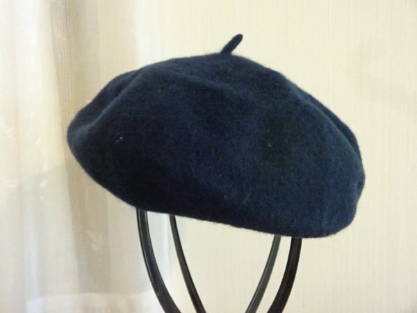 ≦ 全日本婦人帽子協会 ≧ ガールズ　キッズ帽子　ベレー帽　紺色帽子　サイズ５７cm　キャップ　帽子　スタイルハット　ウール＆ナイロン