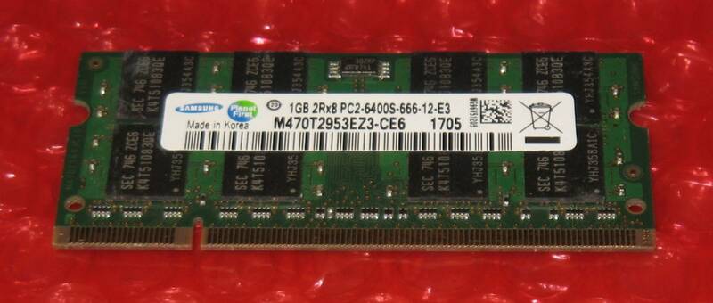 (送料120円～) Samsung DDR2 PC2-6400 1GB non-ECC Unbuffered #3176