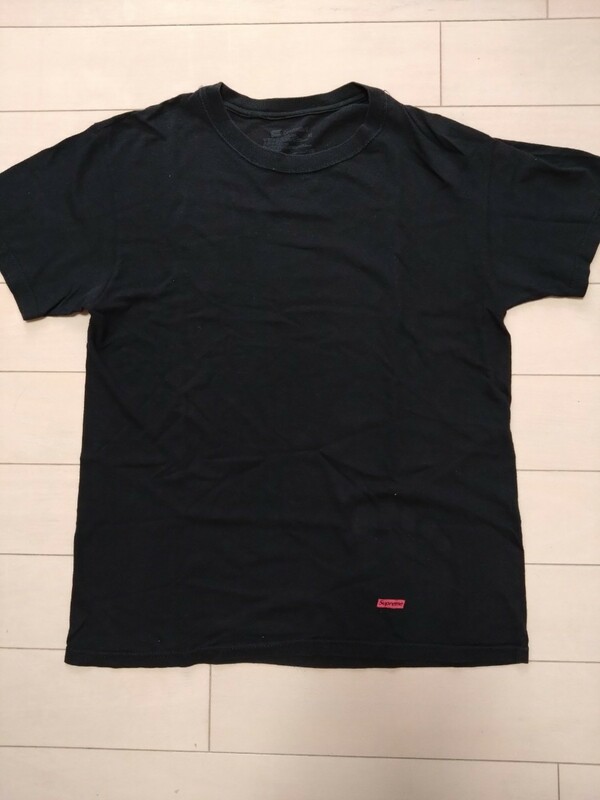 Supreme（シュプリーム）×Hanes（ヘインズ） ベーシックTシャツ カラー:ブラック系 表示サイズ:S