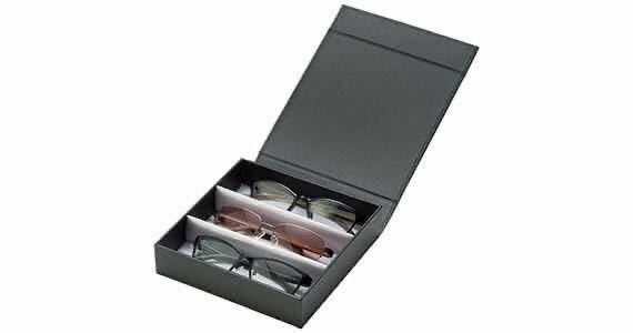 半額! 定価4,400円 メガネケース サングラスケース メガネ サングラス 眼鏡 収納ケース 3本収納可能 コレクションケース ディスプレイ 新品