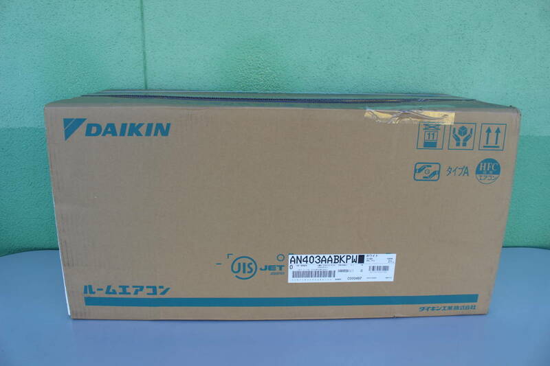 ダイキン　DAIKIN　エアコン ABKシリーズ ホワイト AN403AABKP-W [おもに14畳用 /200V]　未使用に近い 動作未確認品