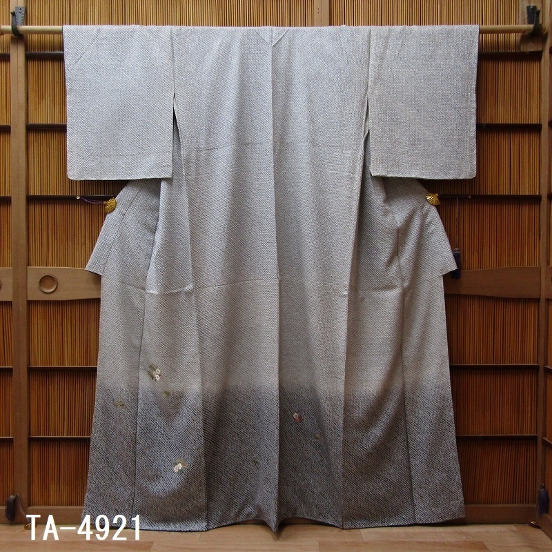TA-4921 新古品　総しぼりに刺繍の上品な訪問着　身丈161　裄66