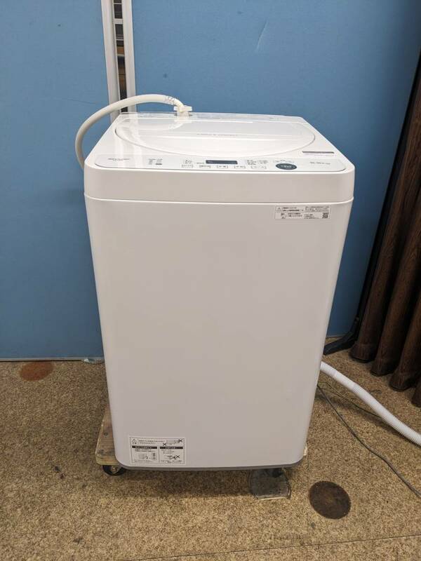 2021年製 SHARP 全自動電気洗濯機 5.5kg ES-GE5E-W 風乾燥3.0kg コンパクト OS