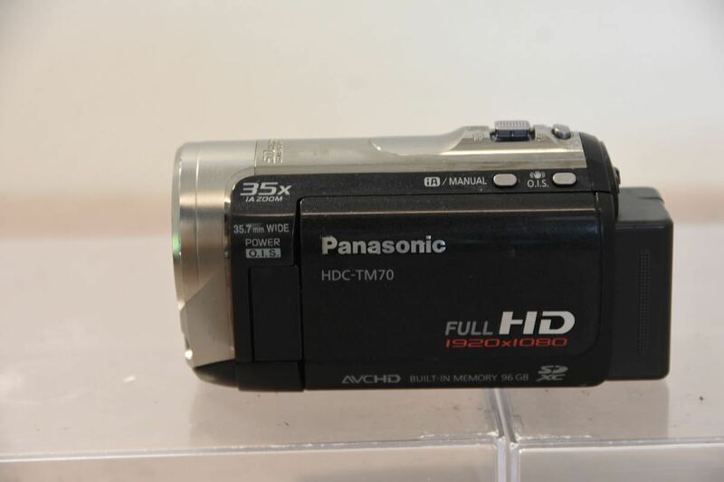 デジタルビデオカメラ Panasonic パナソニック FULL HD HDC-TM70 Z45