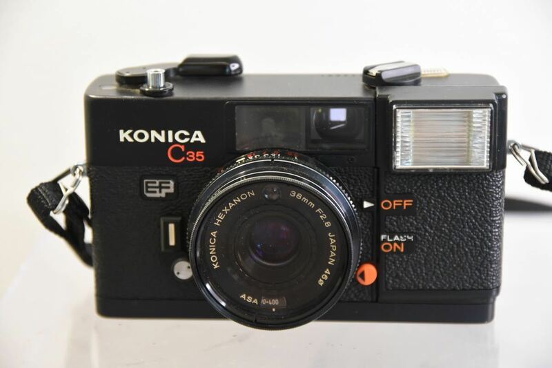 カメラ コンパクトフィルムカメラ KONICA コニカ C35 EF Y17