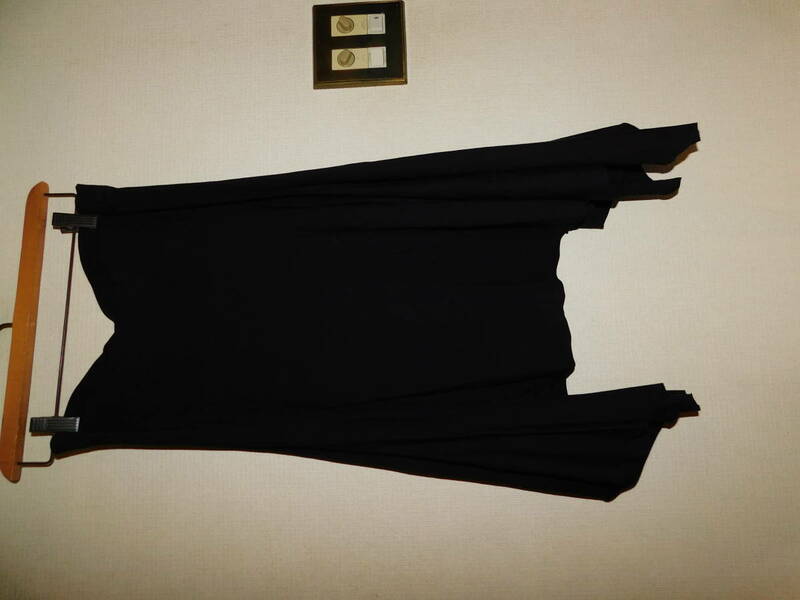 new look スカート　英国　ニュールック　イギリス製　黒　ボトムズ　ブラック　Made in the U.K.　サイズ14