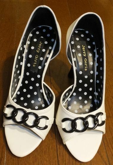Jerry Girl ジェリーガール パンプス 水玉模様 白 カラー ホワイト シューズ 靴 サイズ35(22.5cm程度） ヒールの高さ 8.5ｃｍ