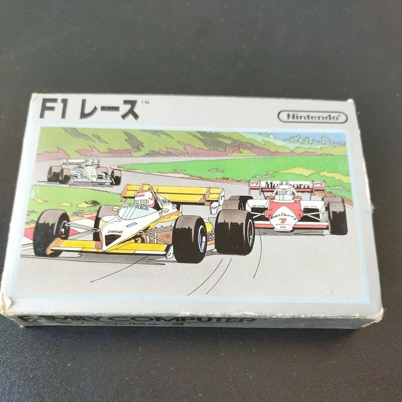 中古品★Nintendo ファミコンソフト F1レース 箱 取説付き