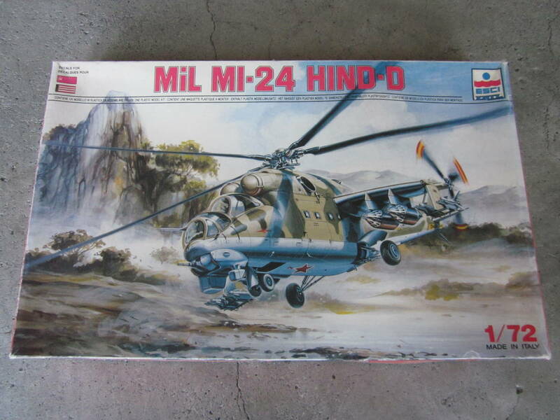 エッシー★1/72 ソビエト連邦 攻撃ヘリコプター ミル Mi-24 ハインド D