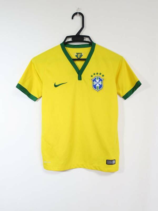 ブラジル代表 2014 ホーム ユニフォーム ジュニアM 140-150cm ナイキ NIKE BRASIL サッカー シャツ　キッズ 子供