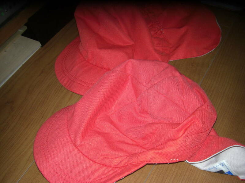赤白帽子２枚　L　LL　記名あり