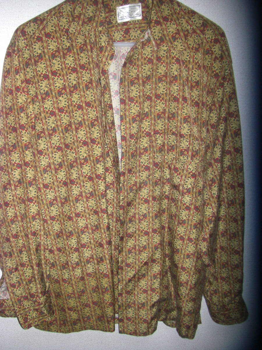 ISAMU　MEN　柄シャツM　破れあり