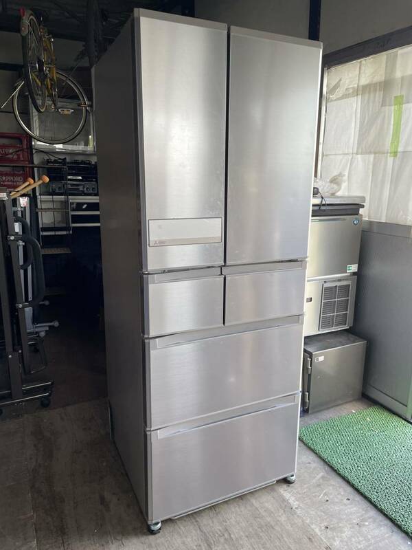 ◆三菱/MITSUBISHI 470L MR-JX47LTC 6ドア冷蔵庫「置けるスマート大容量」シリーズ 2018年製 シルバー ステンレス◆