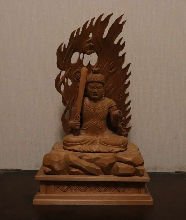 木彫の大きな不動明王像 仏像 n870