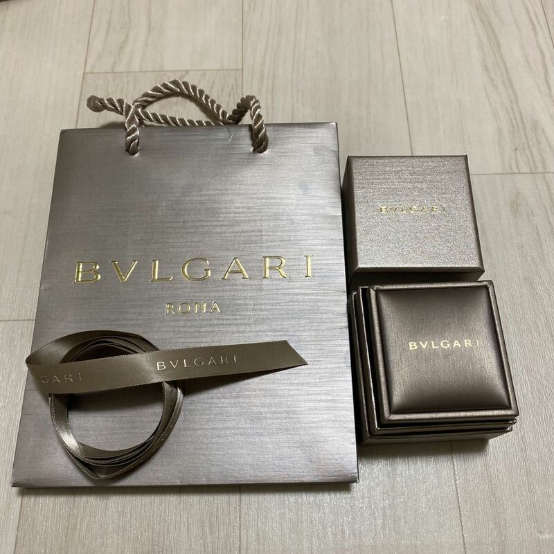 【空箱のみ】BVLGARI ブルガリ リングケース　指輪ケース　箱 紙袋　リボン　美品