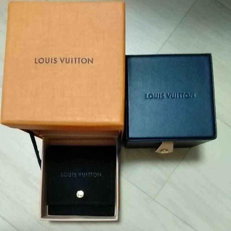 【空箱】LOUIS VUITTON　ルイヴィトン ピアスケース ヴィトン　箱