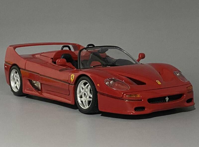 Bburago 1/18 Ferrari F50 1995 Gold Collection ◆ Predecessor Ferrari F40, Successor Ferrari Enzo ◆ ブラーゴ フェラーリ