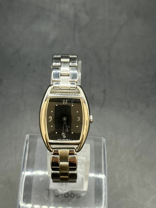 agnes b. 腕時計 レディース腕時計 シルバー カラー 黒文字盤 v700-5110