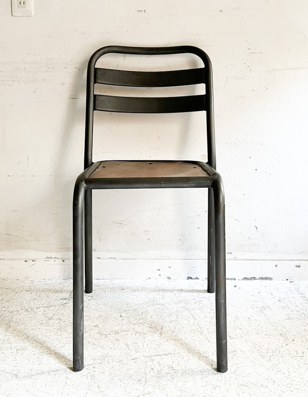 フランスヴィンテージポリッシュドTORIXチェアー1(/アトリエアパレルインテリアショップコーディネート店舗内装建築住宅空間デザイン椅子