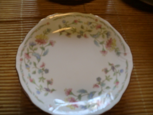 新品5枚セット★花柄食器★Ｎittoのお皿★Pure＆White