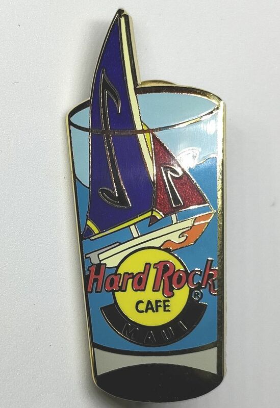 ピンズ　ハードロックカフェ マウイ ショットグラス ヨット　HARD ROCK CAFE MAUI SHOT GLASS SERIES PIN　ピンバッジ ピンバッチ