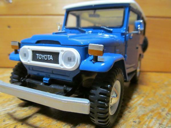 《全国一律送料800円》 超希少 １／２４ トヨタ FJ40 青色 ランクル40 ランドクルーザーFJ40 ヨンマル